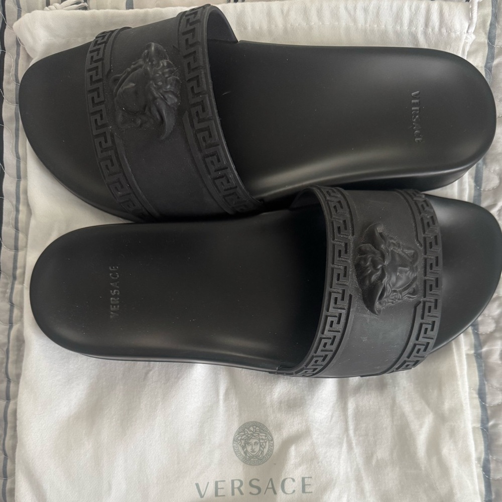 Men’s Versace Slide 100% Authentic